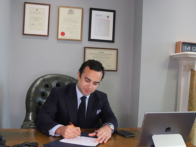 Mr Christopher D'Souza - Hair Transplant Surgeon